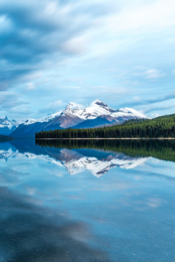 lsleofskye:  Maligne Lake