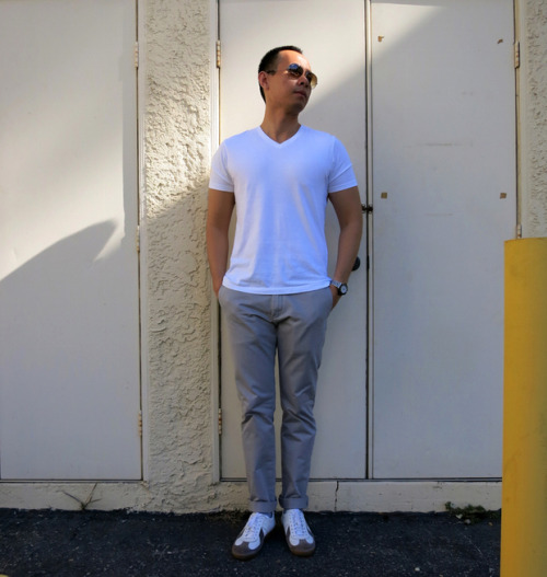 Easy Sunday.  Can’t go wrong with a white t shirt, chinos, and sneakers!