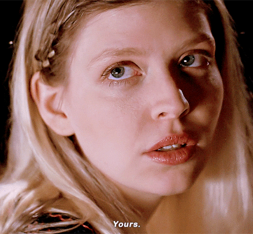BUFFY THE VAMPIRE SLAYER (1997-2003)| S04E16 Who Are You?