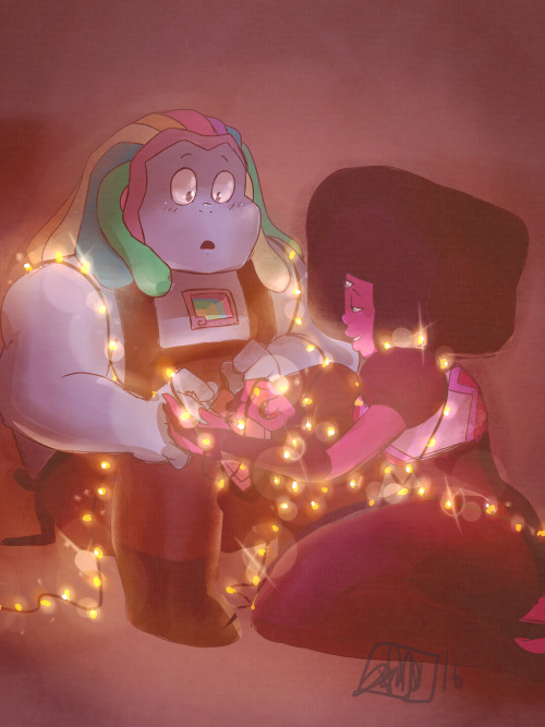 jen-iii:  So apparently there’s a @bisnet-bomb and Im so here for that so here’s the day 2 prompt: Reinvention where Garnet just shows Bismuth all the new little things Earth has to offer, like tiny little fairy lights that make you sparkle like the