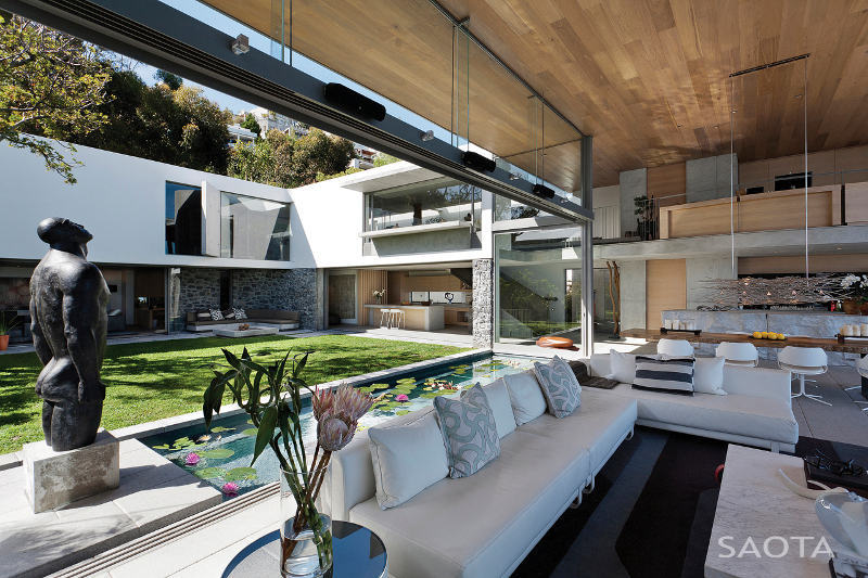 designhooked:  (via desire to inspire - desiretoinspire.net - De Wet 34 )