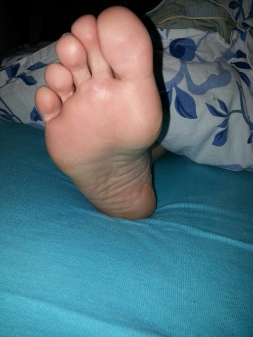 My girlfriends sexy feet!