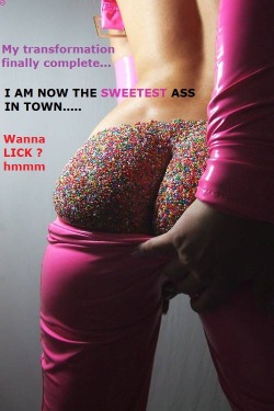 sissykiss:  Sissies love to have the sweetest ass, so…FantaSissy.com ~ Dating for sissies, and anyone into sissies!