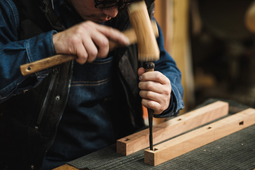 KAMEOKA ART BONCHI _ No.05 カメオカアートボンチとして展示している「手」の写真を順にご紹介。 次は YOSHIDA WOOD STUDIO（ @yoshida_wood_st