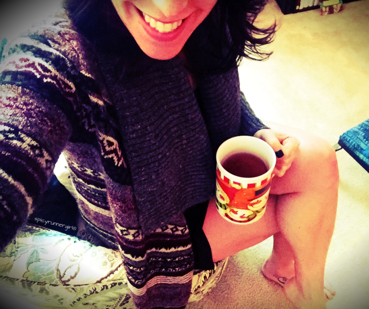 spicyrunnergirl:  Enjoying a lazy morning. I hope y'all are too. 💋💋
