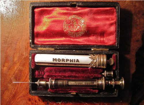 v3l3nomortale:  Victorian morphine set 