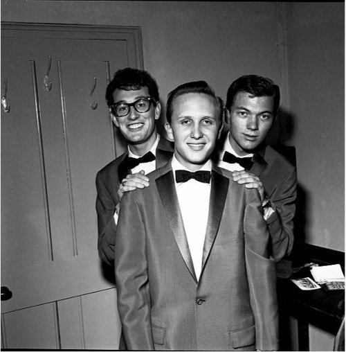 Remembering Buddy Holly on his birthday.With his fellow Crickets, Joe B Mauldin & Jerry Allison