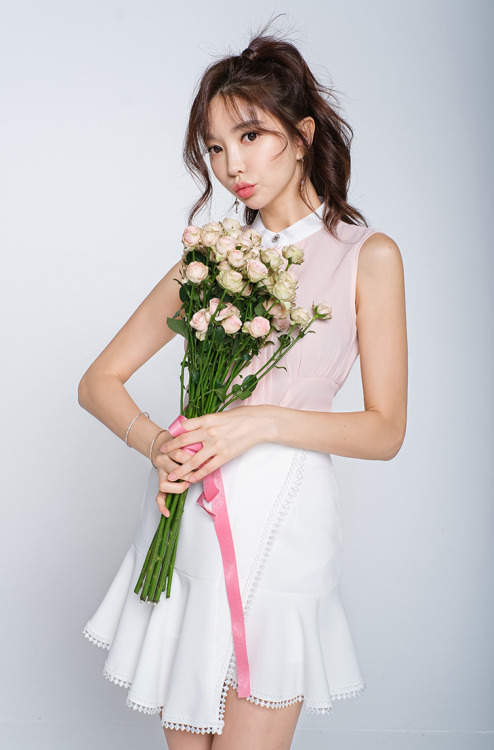 korean-dreams-girls: Park SooYeon - July 23, 2019 Set