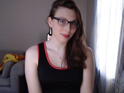 lil-uni:  Some dress pics!