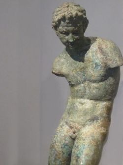 boysnmenart:  Bronze statuette of a satyr