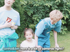moobinthighs:  baby with another baby is the cutest thing ever.