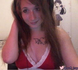   Back from the dead!Sorry for the absence my loves, get ready for lots of shows this week &lt;3  http://chaturbate.com/softesttrap/ 