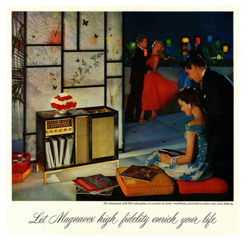 klappersacks:  A Magnavox Hi-Fi Will Enrich Your Life by paul.malon on Flickr. 