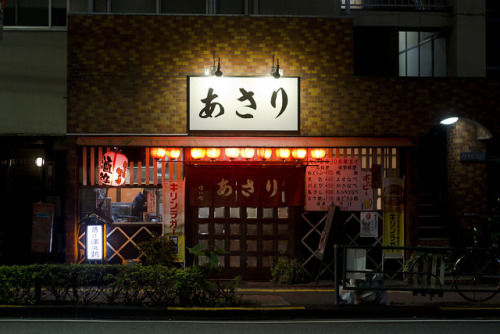 Izakaya Exterior Gotanda by Japanexperterna.se on Flickr.