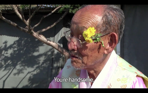 pwrowl: 님아, 그 강을 건너지 마오. (2014)These 100-year-old lovebirds (조병만 and 강계열) have been married for 76 years. 