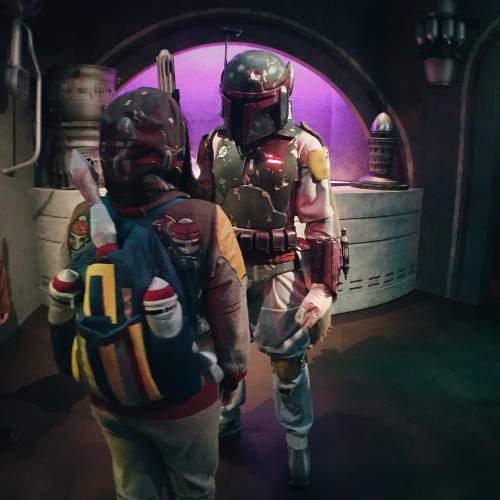 “I wanna grow up to be like you.” /// #bobafett #dontmesswiththefett #mandalorian #bount