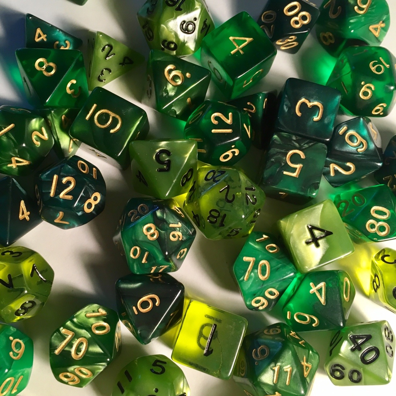 dicesthetics:green 💚🐢☘️