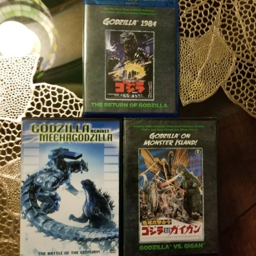 Porn Pics Added to the #Godzilla collection.