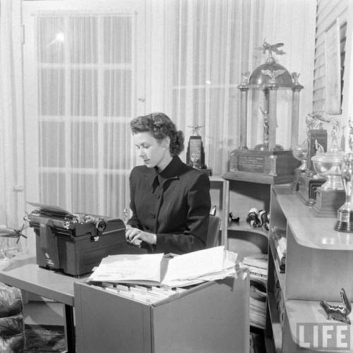 Betty Skelton with some of her flying trophies(Edward Clark. 1948)