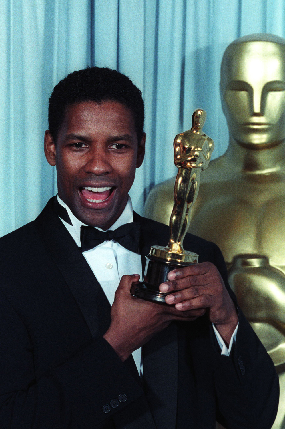  Two time Oscar winner Denzel Washington turns 60 today. He won best supporting actor