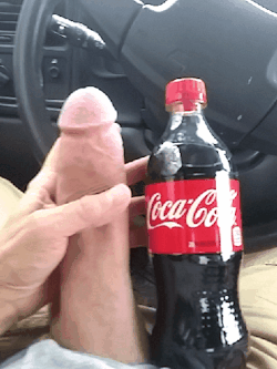 Hugethingsss:  H U G E T H I N G { S S S }