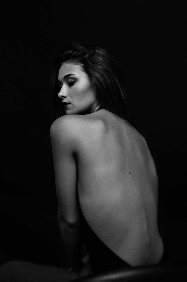 lamppostinthesnow:  Model: Becca MUA: Erin 