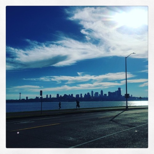 Morning walks with @filacious ❤️❤️❤️ (at Alki Point, Seattle)