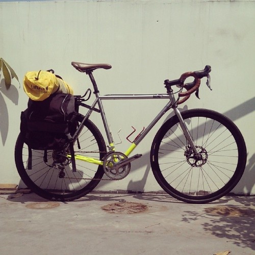 bikesandgirlsandmacsandstuff: (via Pancalen Cycles: PIAS Scarab, in Adventure Mode!)