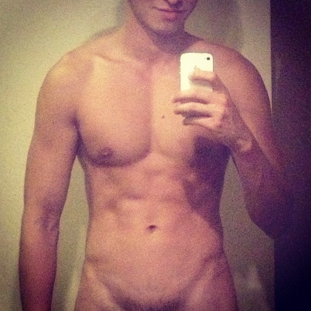 vsians:  www.instagram.com/gowithchristopher 