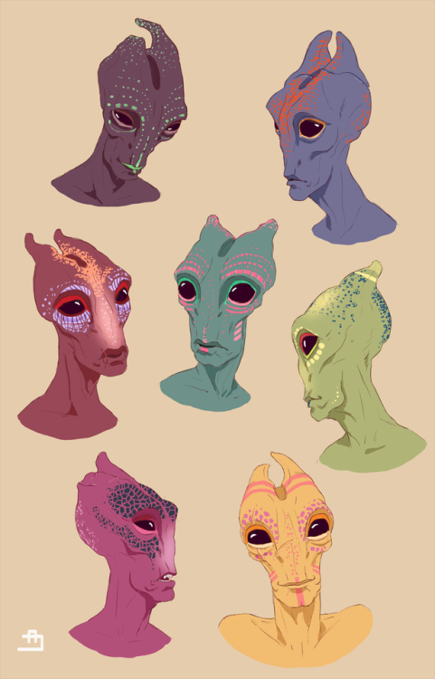 audiomedik:it seems that people really liked my salarians so i drew some more