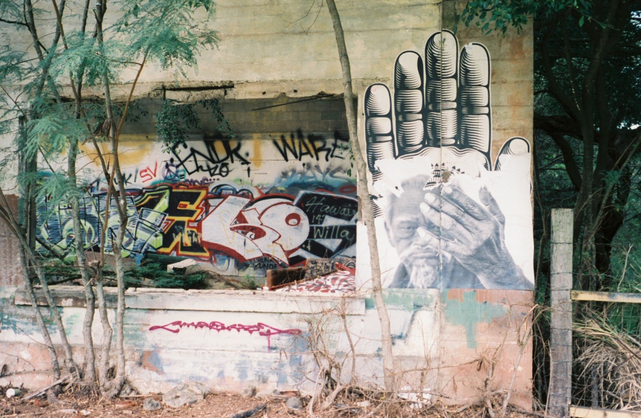 aquanasium:  This building wasn’t on the Pow Wow tour, but clearly gets hit and