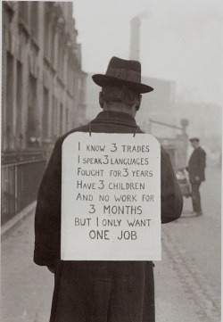 peerintothepast:  The Great Depression ~