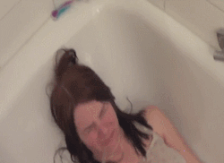 https://64.media.tumblr.com/63be63f66b6d5981e1a56b7c3ab658c6/tumblr_o73k6ry59L1tbt13io1_400.gif