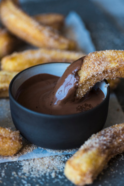 verticalfood:  Churros with Dark Chocolate