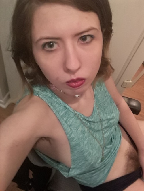 wheelchairwhore:i’m just a pretty doll ♡♡ make me yr housewife &amp;&amp; i’ll c