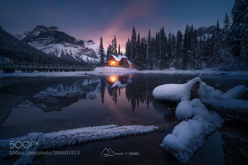 梦醒翡翠湖 by vcg-biyanjianmo