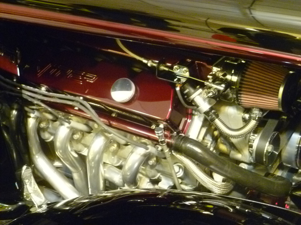 mattthegearhead:  Take a close look at that valve cover. If you can’t read it,