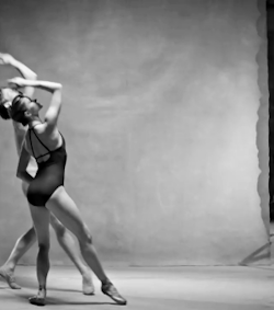 mariatallchief:Daniil Simkin and Cassandra Trenary filmed for NYC Dance Project | The Art of Movement (x)