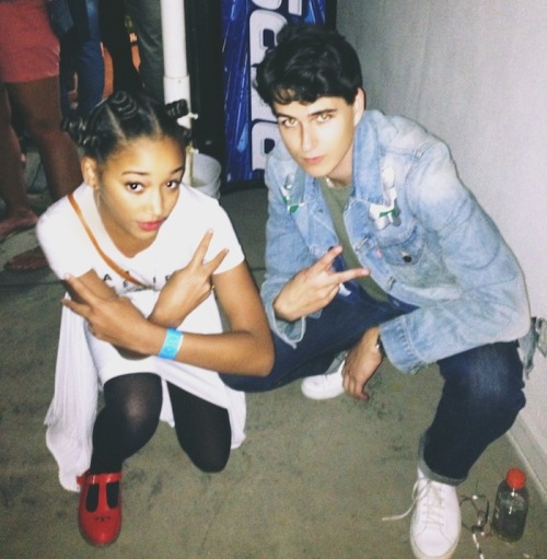 basil-boy: THIS IS A PICTURE OF EZRA AND I LAST NIGHT AT THE HOLLYWOOD BOWL AFTER I GAVE HIM THE JEA