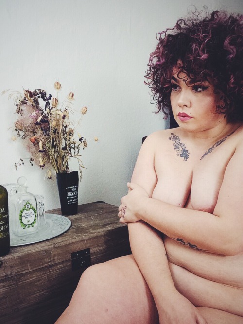 rolypolywardrobe:  Rolls and love 