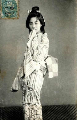 yeshecholwa:  Tokyo Geisha 1908, postcard