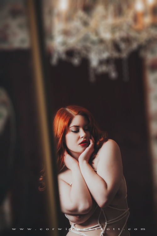 corwinprescott:  “Temperance”Philadelphia, Pa 2015Corwin Prescott - Sierra McKenzie - Entire series on Patreon  