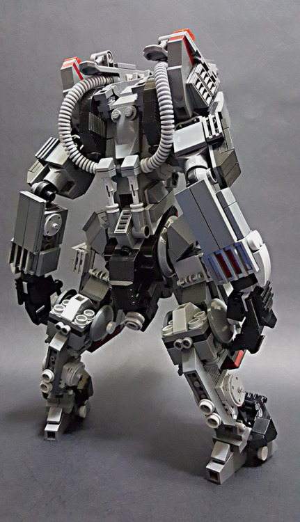 rhubarbes:  Lego mech by kenny_yan 