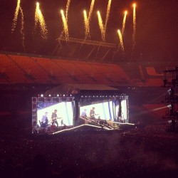 direct-news:  onedirection: Last night of the #WWATour! Thank you to all the fans for making this tour so amazing 