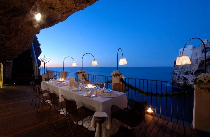 masterwolf6612:  cjc821:  jebiga-design-magazine:  The most sexiest dinner you could