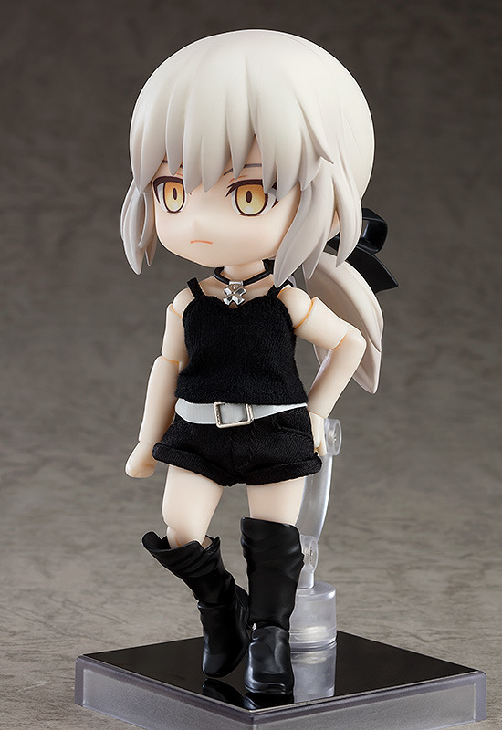 good-smile-company:    ねんどろいどどーる セイバー/アルトリア・ペンドラゴン〔オルタ〕新宿Ver.http://www.goodsmile.info/ja/product/7806/
