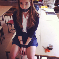 welltrainedbitch:  Art class had taken an unexpected turn but it certainly wasn’t boring 
