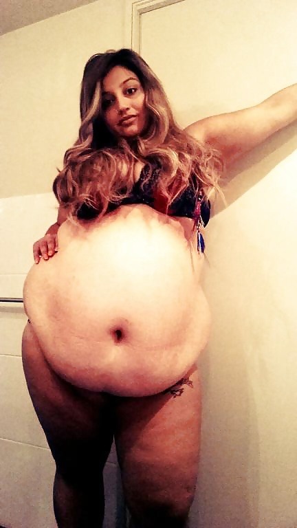 fathungryssbbwwhales:  Wanna fuck a horny bbw? - CLICK HERE! 