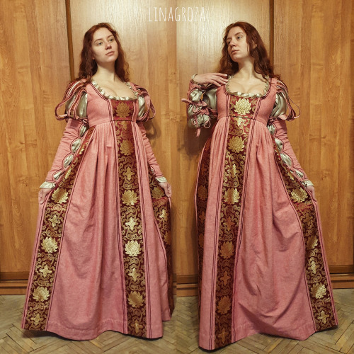 I made new renaissance dress ~Two weeks of work.❤ Follow me:DA https://www.deviantart.com/greatqueen