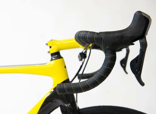 pedalitout:  Feeling mello yellow. Credit #sartoframes via ift.tt/1QWmZbn